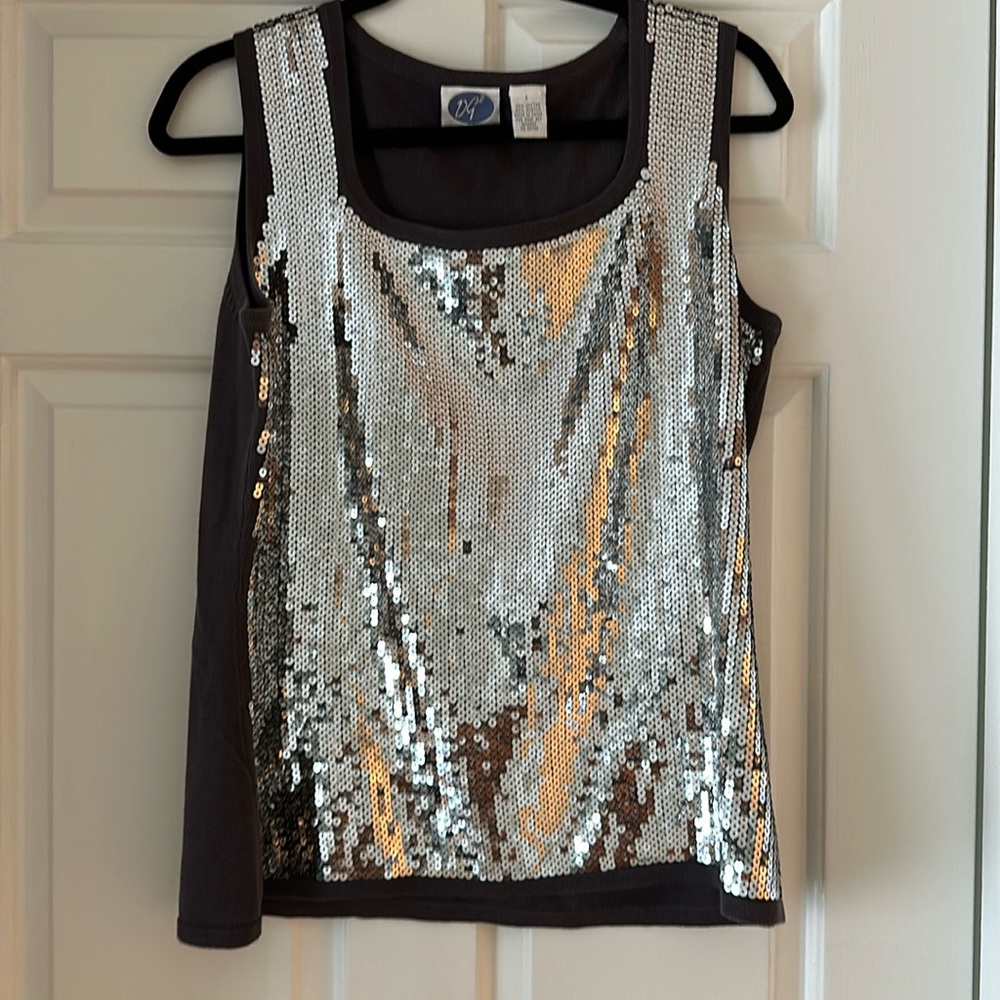 Beautiful one sided sequined tank top
